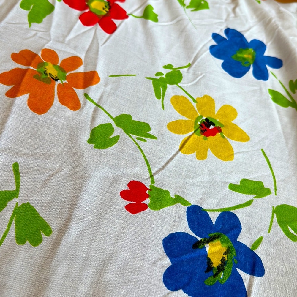 Pequot Vintage Fitted Sheet - Mod Floral - Picture 6 of 6